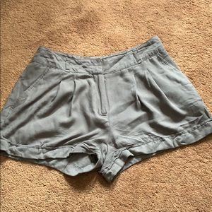 F21 shorts